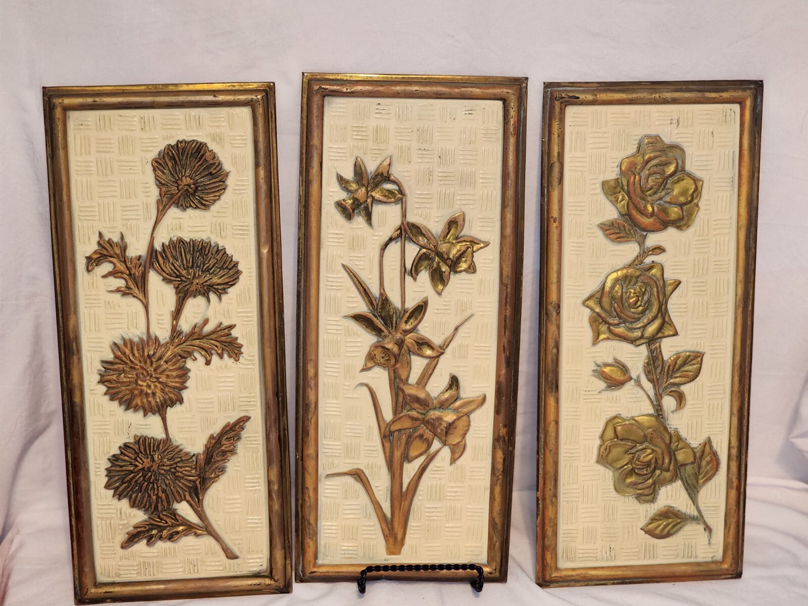 3 Vtg Metal Wall Plaques Brass & Yellow In Relief Floral Elpec England