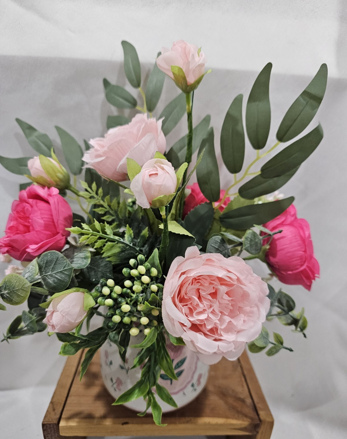 Artificial Pink Rose Flowers in beautiful FRIENSHIP CUP for special someone