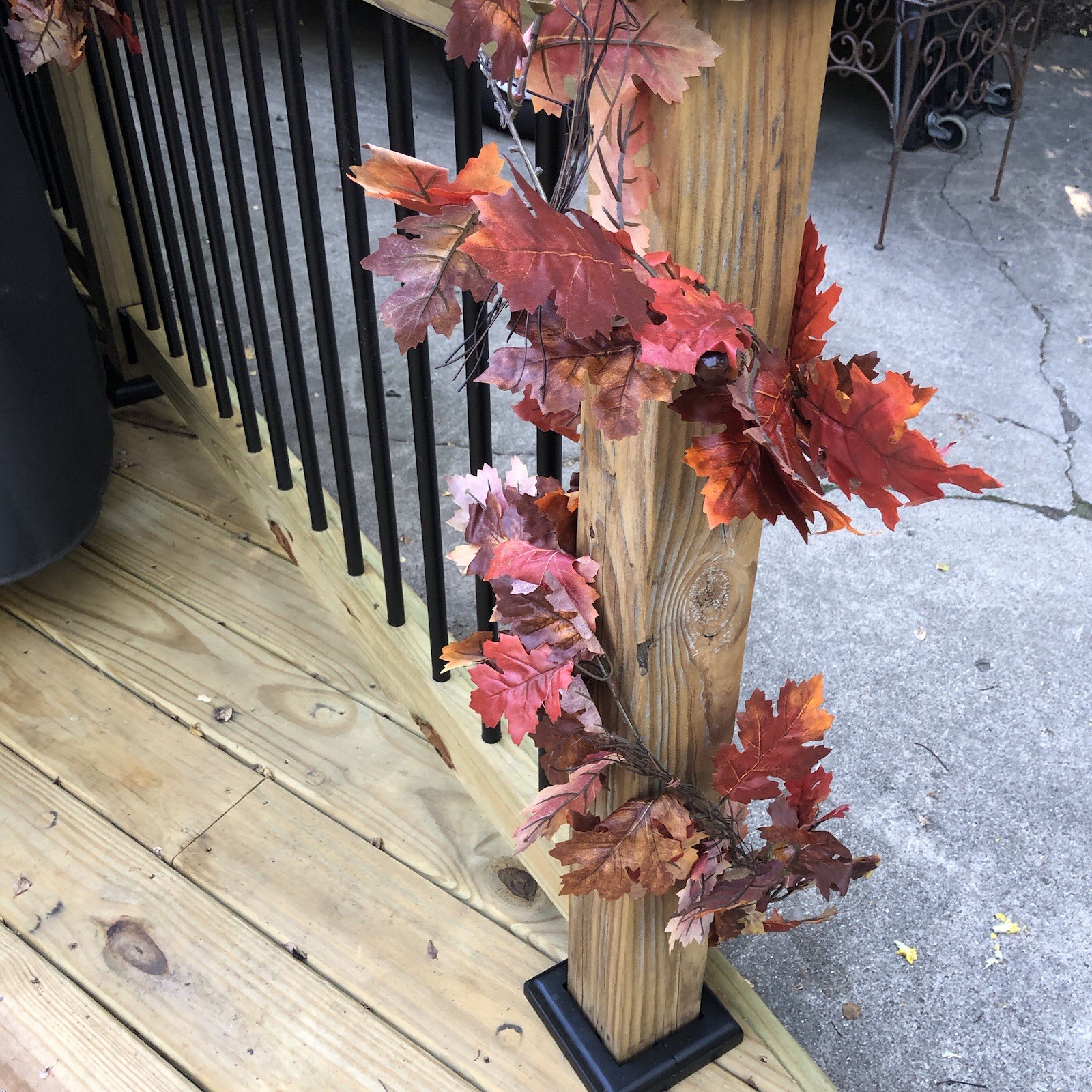 Brilliant Oak Fall Leaf Garland 18 FT Autumn Artificial Fall Leaves Wedding