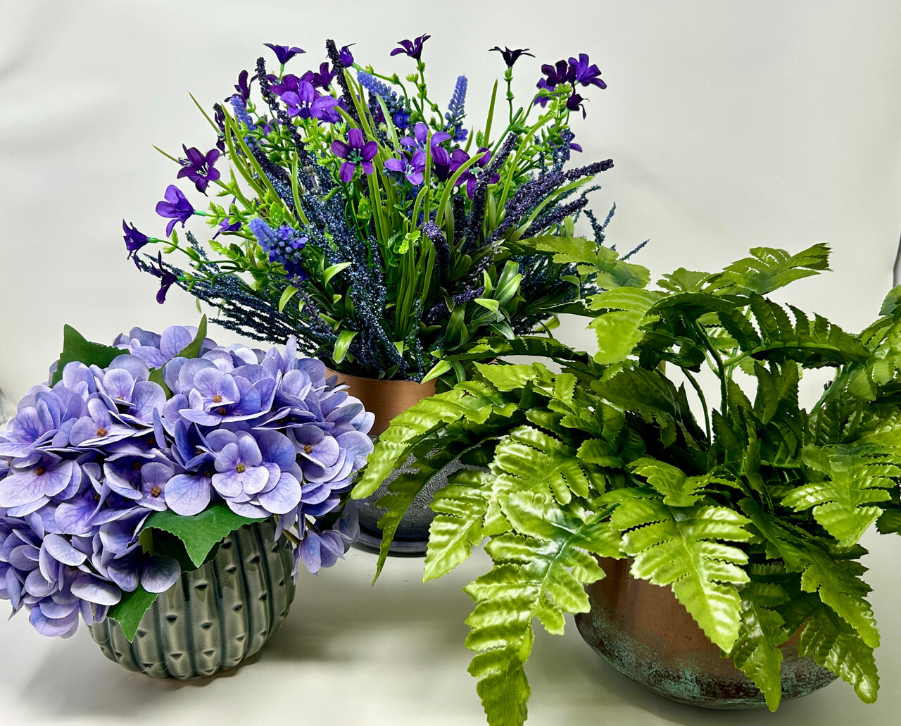 12-13″ Artificial Silk Large LAVENDER BOUQUET potted in 5 inch Metal Planter