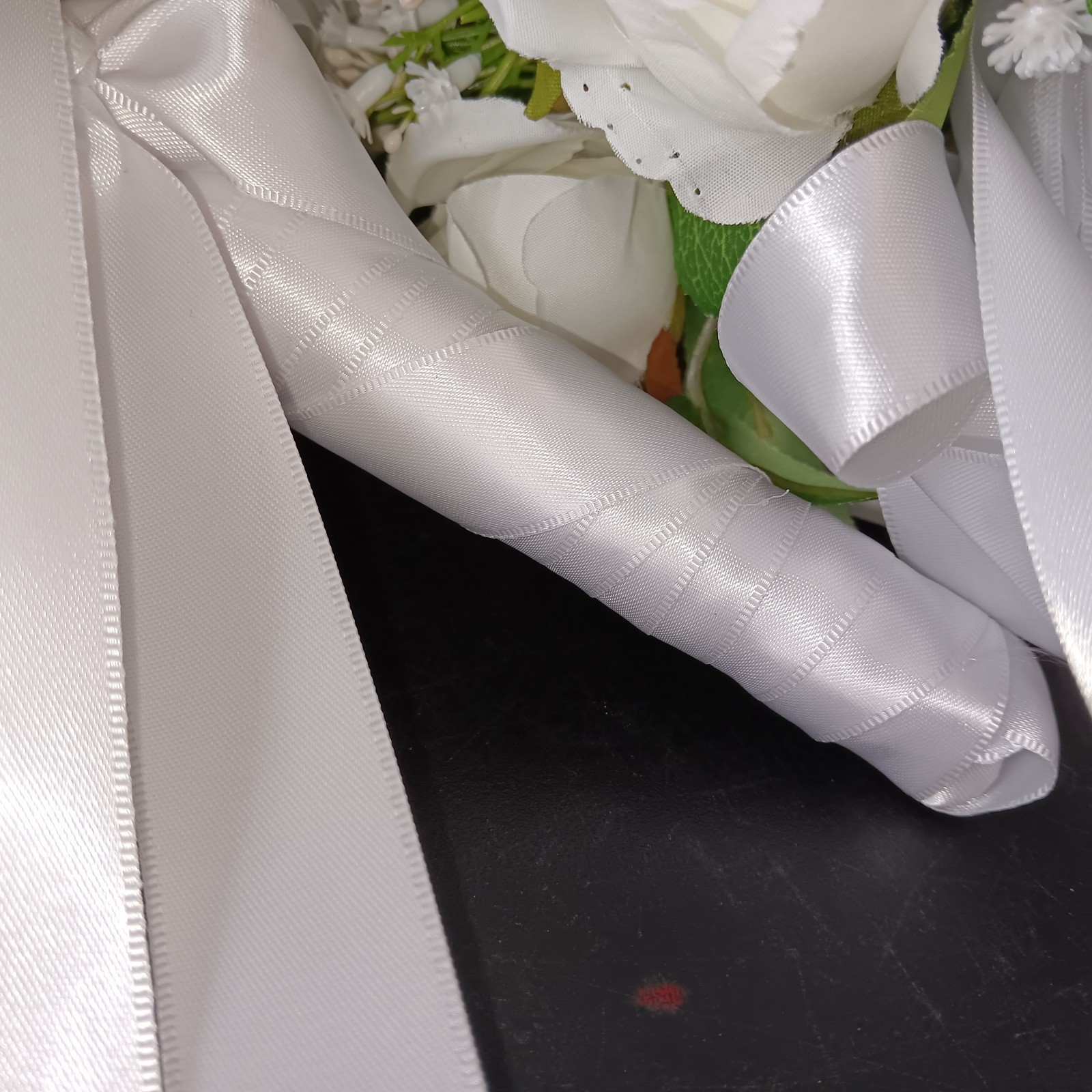 Lot Of 5 (1 Dozen) Artificial White Rose Faux Silk Bridesmaids Bouquets