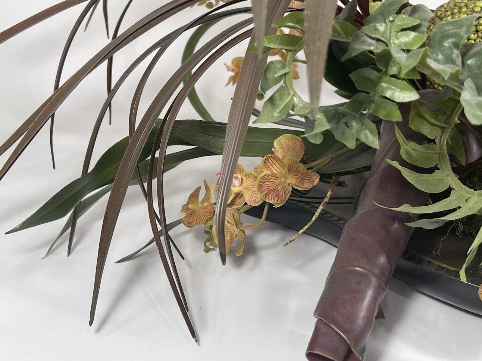 Artificial Faux Silk Floral Arraignment on Teak Wooden Plate 30″ x 18″ x 10″