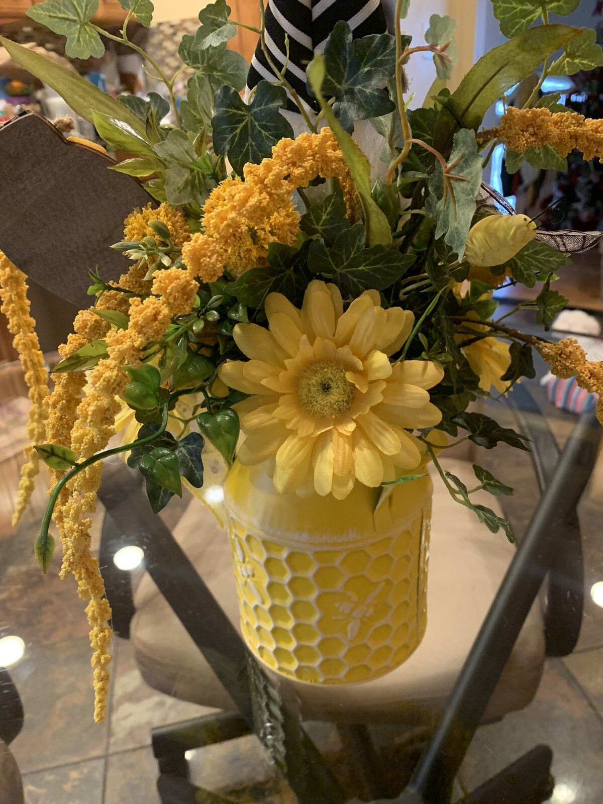 Bee Floral Centerpiece, Table Centerpiece, Flower Centerpiece, Summer Decor