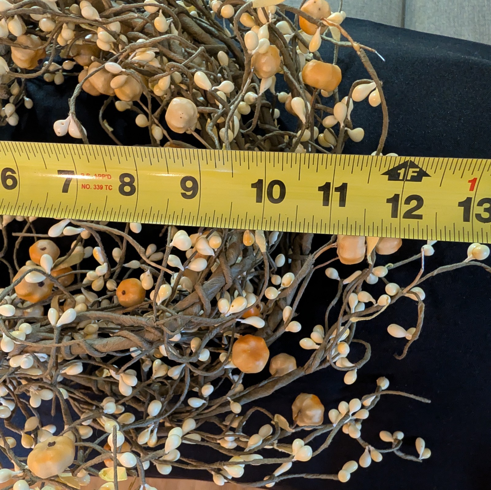 Fall/Autumn Garland PIP BERRY WITH MINI PUMPKINS Approx 48″