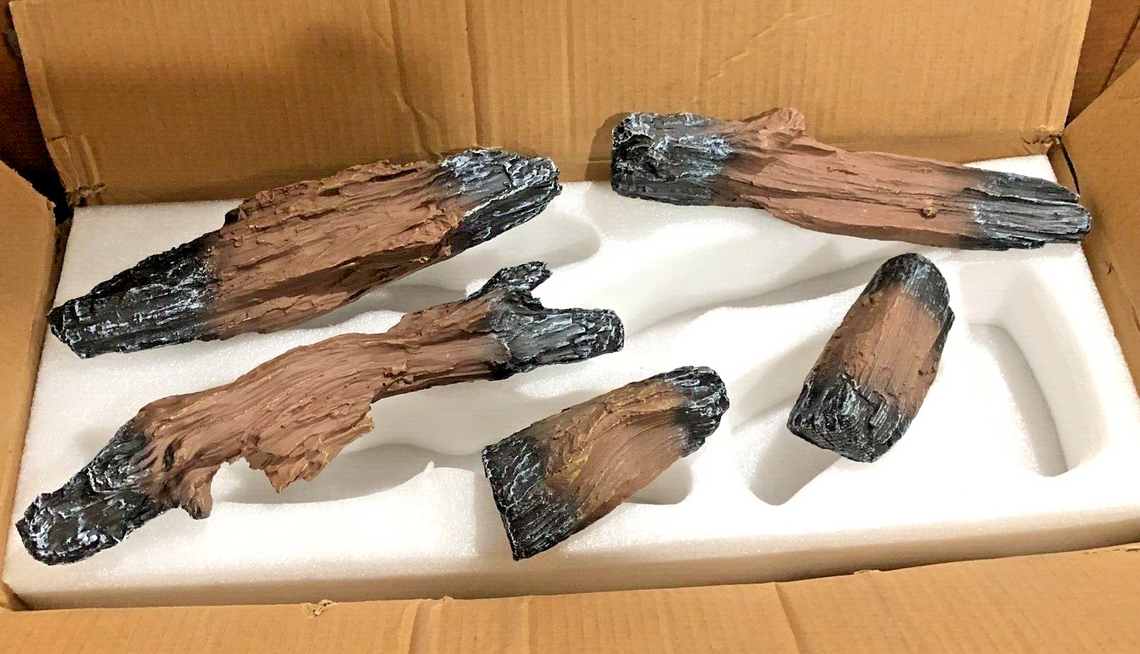 (5 PCS) LOGS WOODEN RESIN LOG DECORATION, NEW!!!
