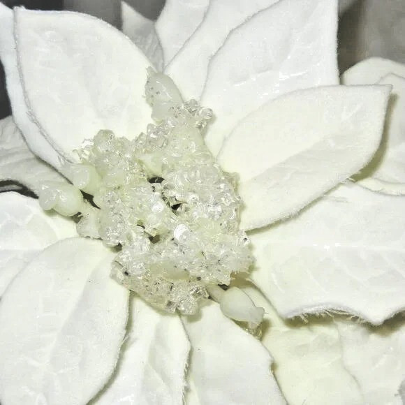 7 CHRISTMAS WEDDING White Velvet POINSETTA Stems 20in