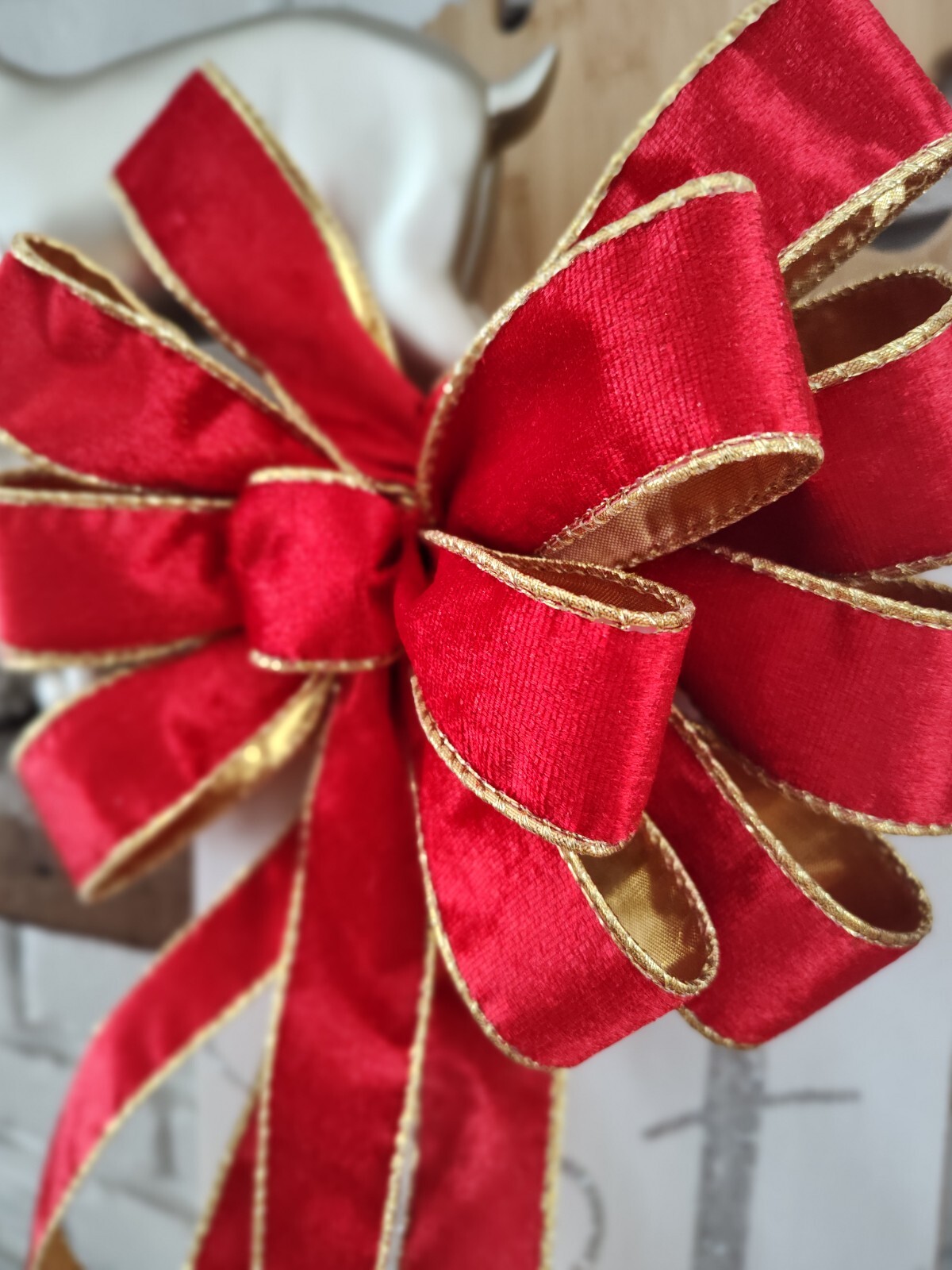 10×16 DeLUXE Red Velvet Bow, Wired Ribbon with Gold Lining