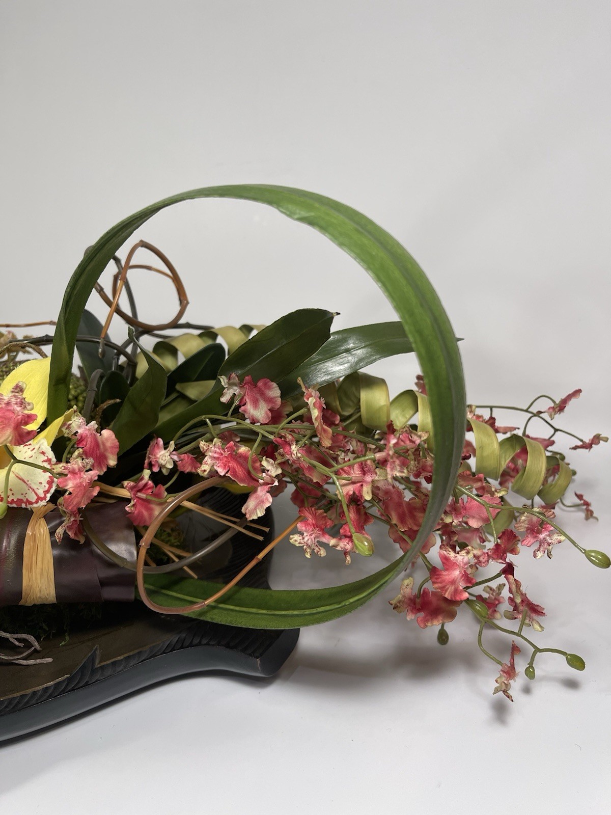 Artificial Faux Silk Floral Arraignment on Teak Wooden Plate 30″ x 18″ x 10″