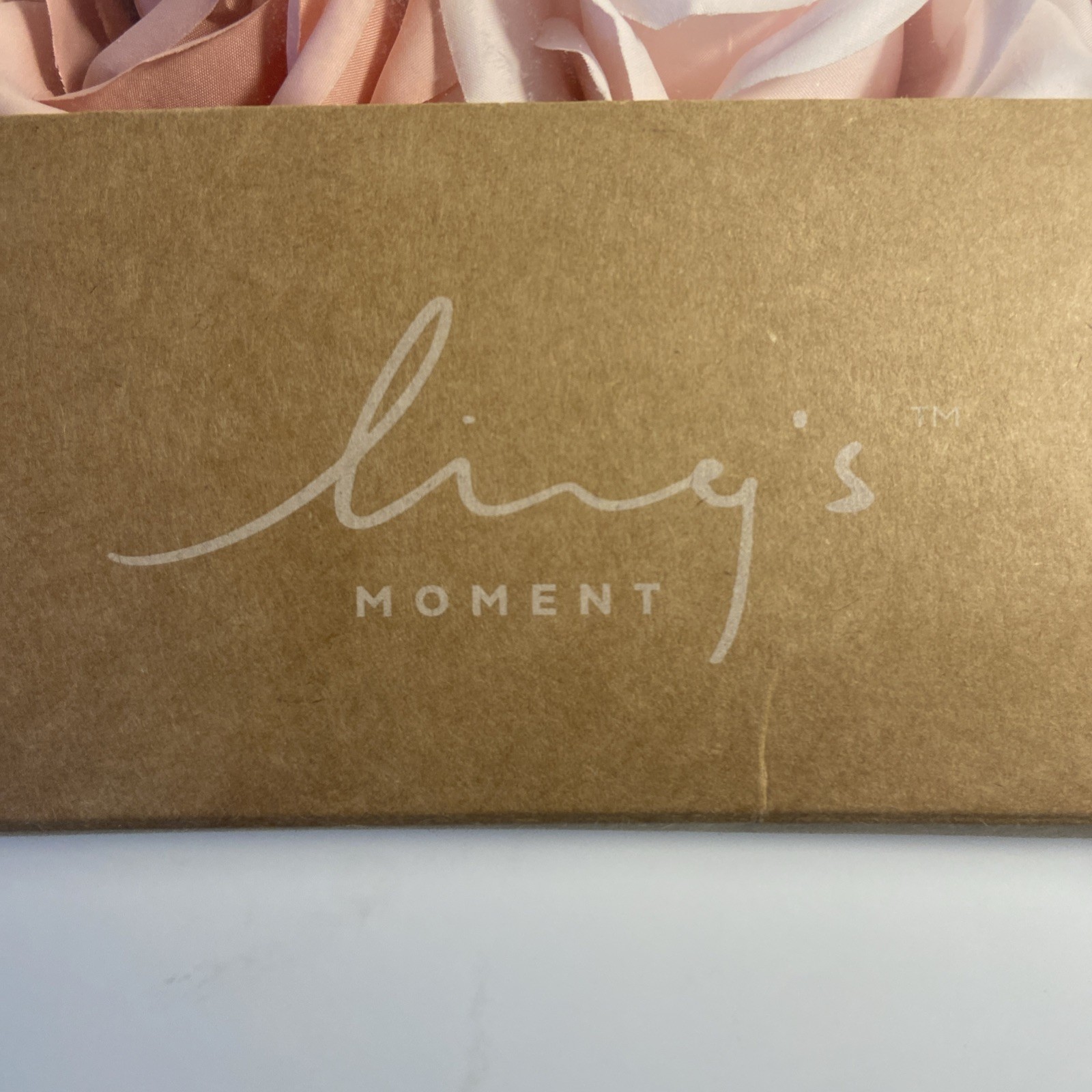 Lings Moments New In Box 16 Artificial Silk Pink And Dusty Pink Stemmed Roses