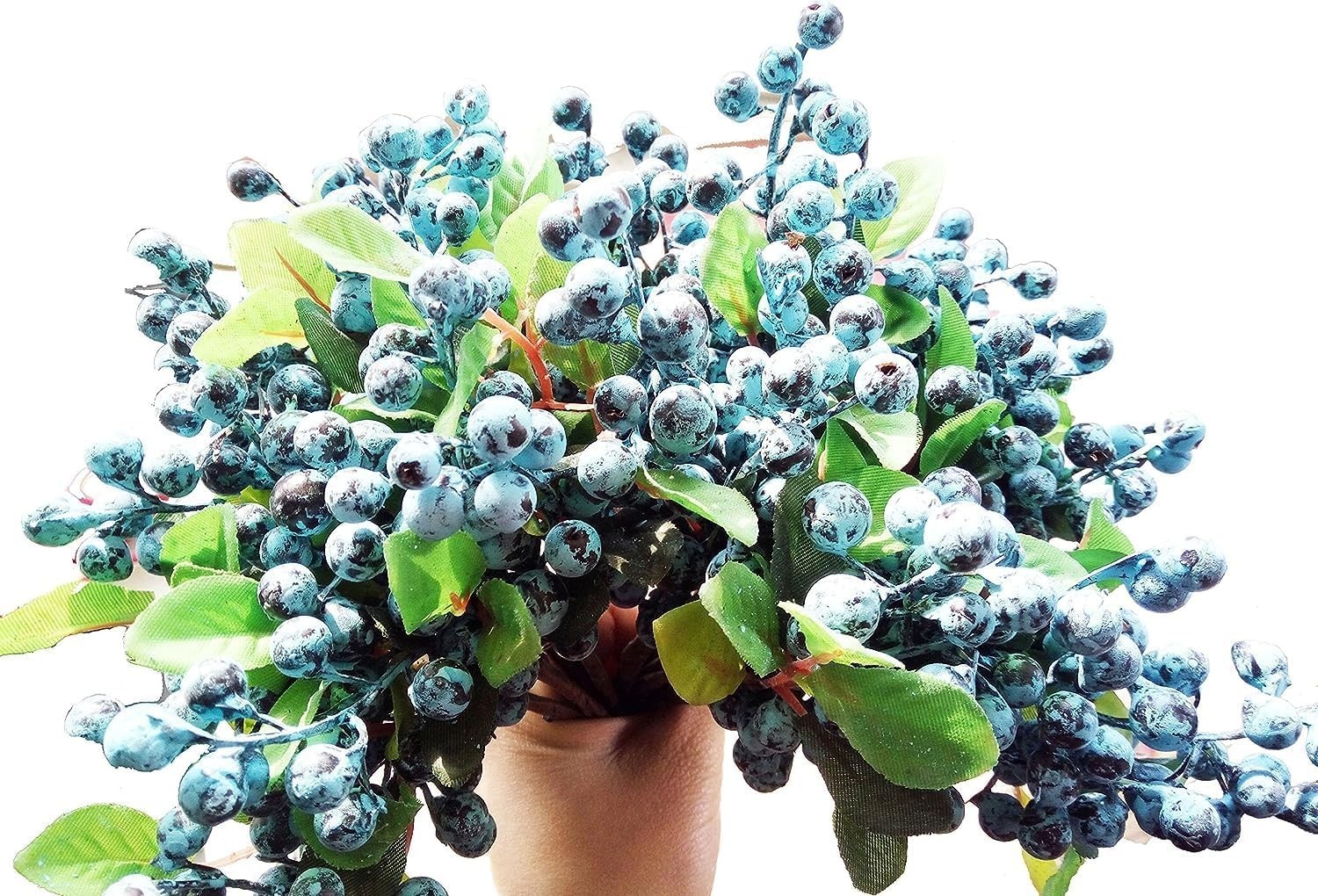 Set of 20 Artificial Blueberry Stems – Versatile Decor for Weddings & Parties