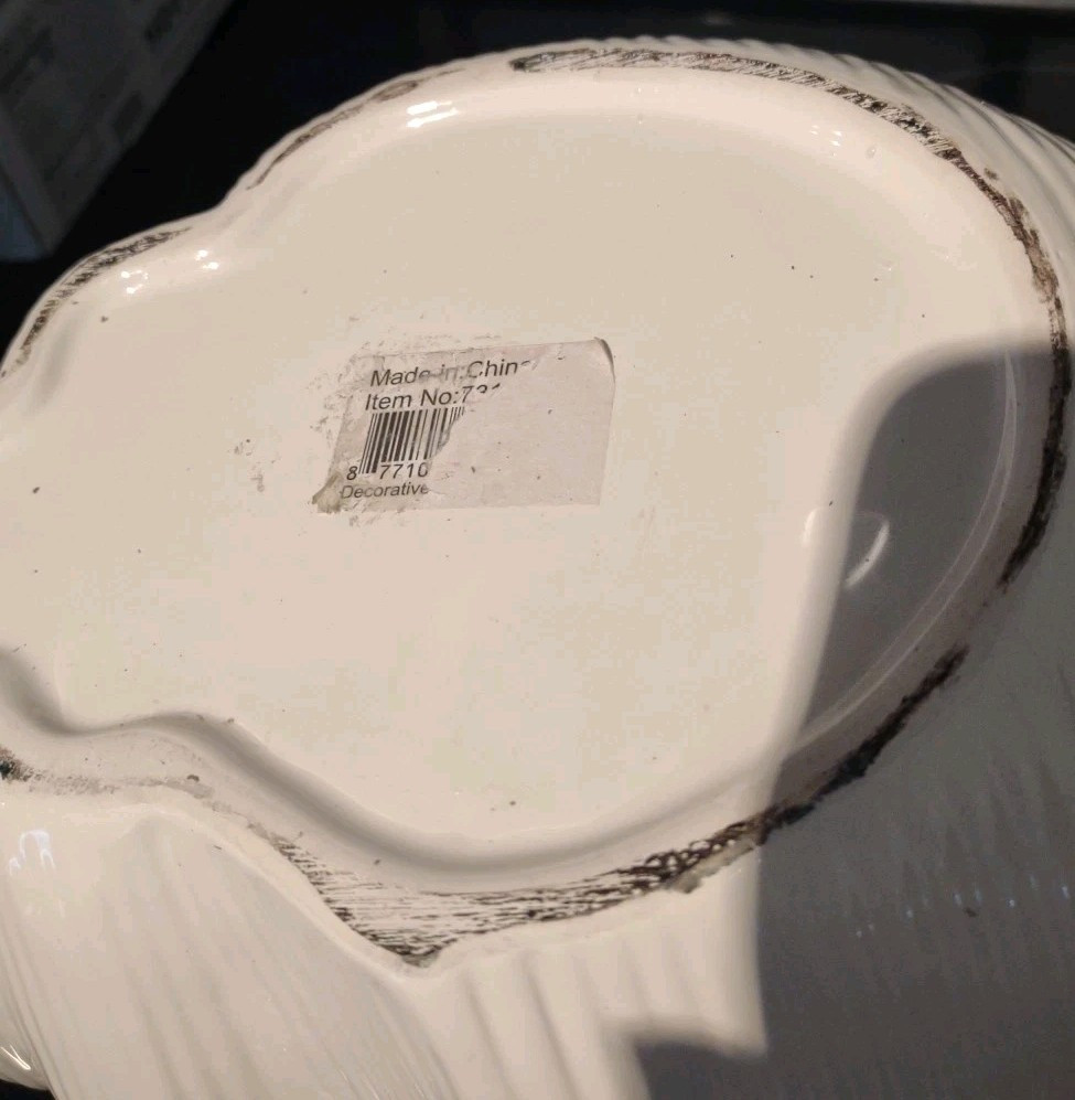 White Ceramic Sea Shell Plant Holder/Container H 9 In. X L 12.5 In X W 8 In. ML