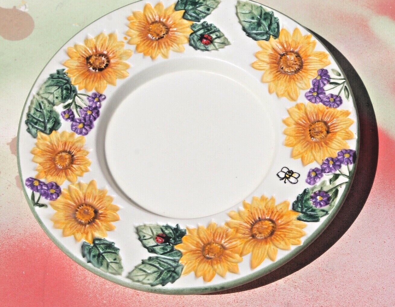 SUNFLOWER Embossed Border Pillar Candle Holder / Knick Knack Plate, 5″ diameter