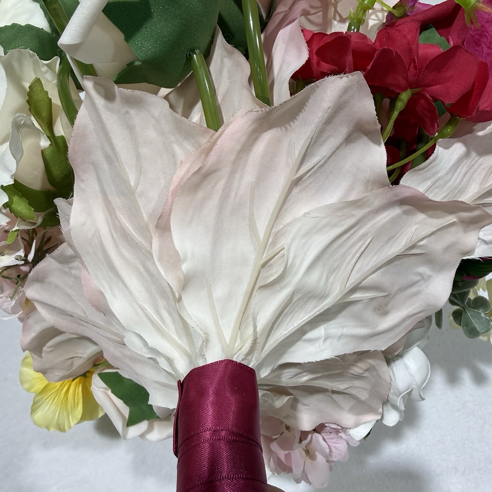 Elegant Silk Artificial Spring Flowers Wedding Bouquet Bridal Bridesmaid