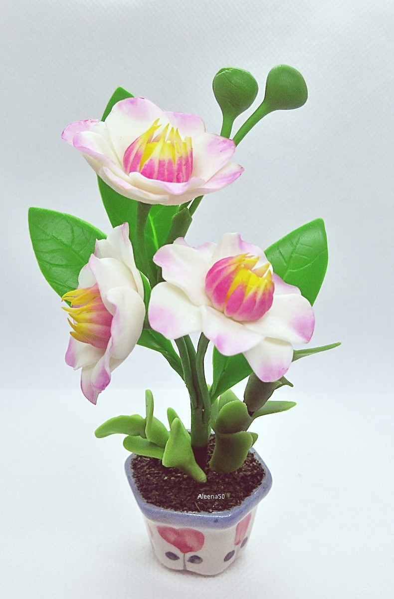4″H Handcrafted Miniature Clay Lotus Flower Varieties Arranged in Pot | US Stock
