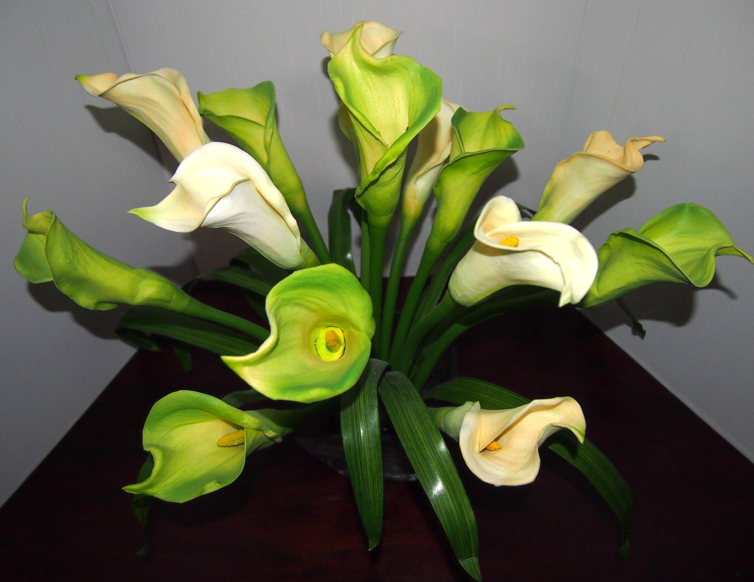 White/Green Calla Lilies Silk Flower Arrangemet With Acrylic Water & River Rocks