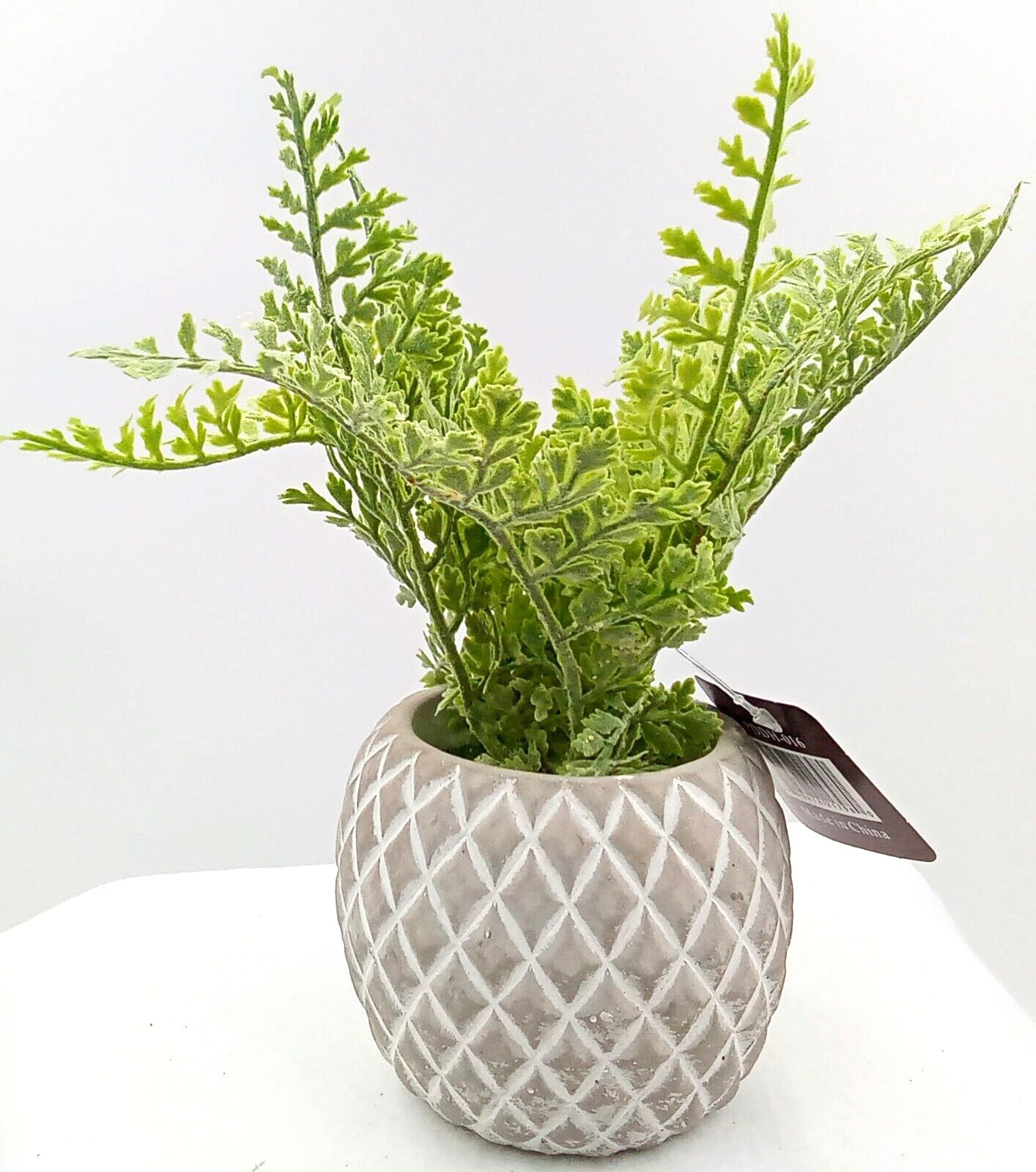 Fern Ceramic Pot Planter Diamond Pattern White Gray Tan Artificial Floral 10″