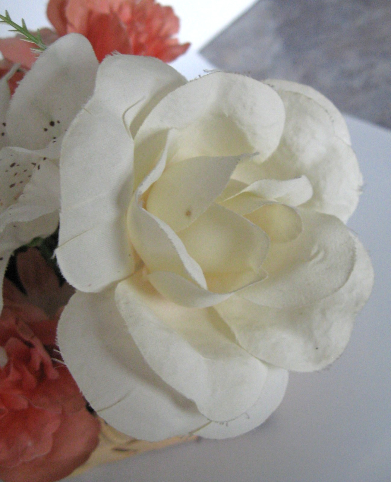 Artificial Floral Arrangement in Basket White Roses Lilies Peach Flowers Ferns
