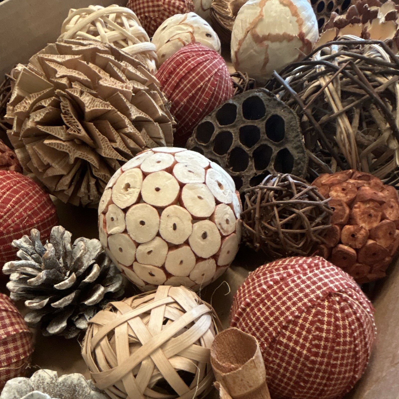 Rustic Decorative Bowl Filler Balls Mix w/ Pine Cones & Lotus Pods, Multicolor