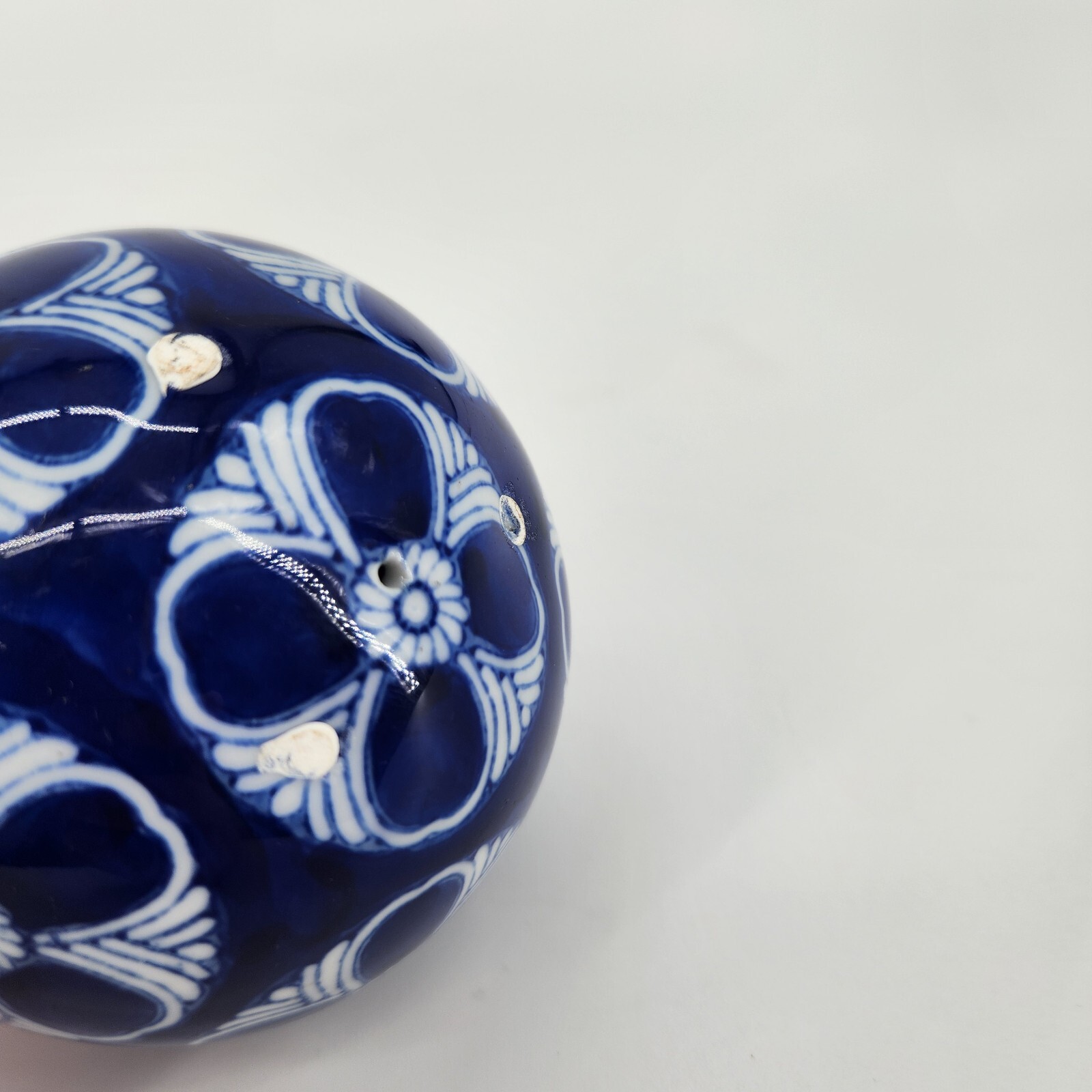 Porcelain Glazed Flower Decorative Round Ball