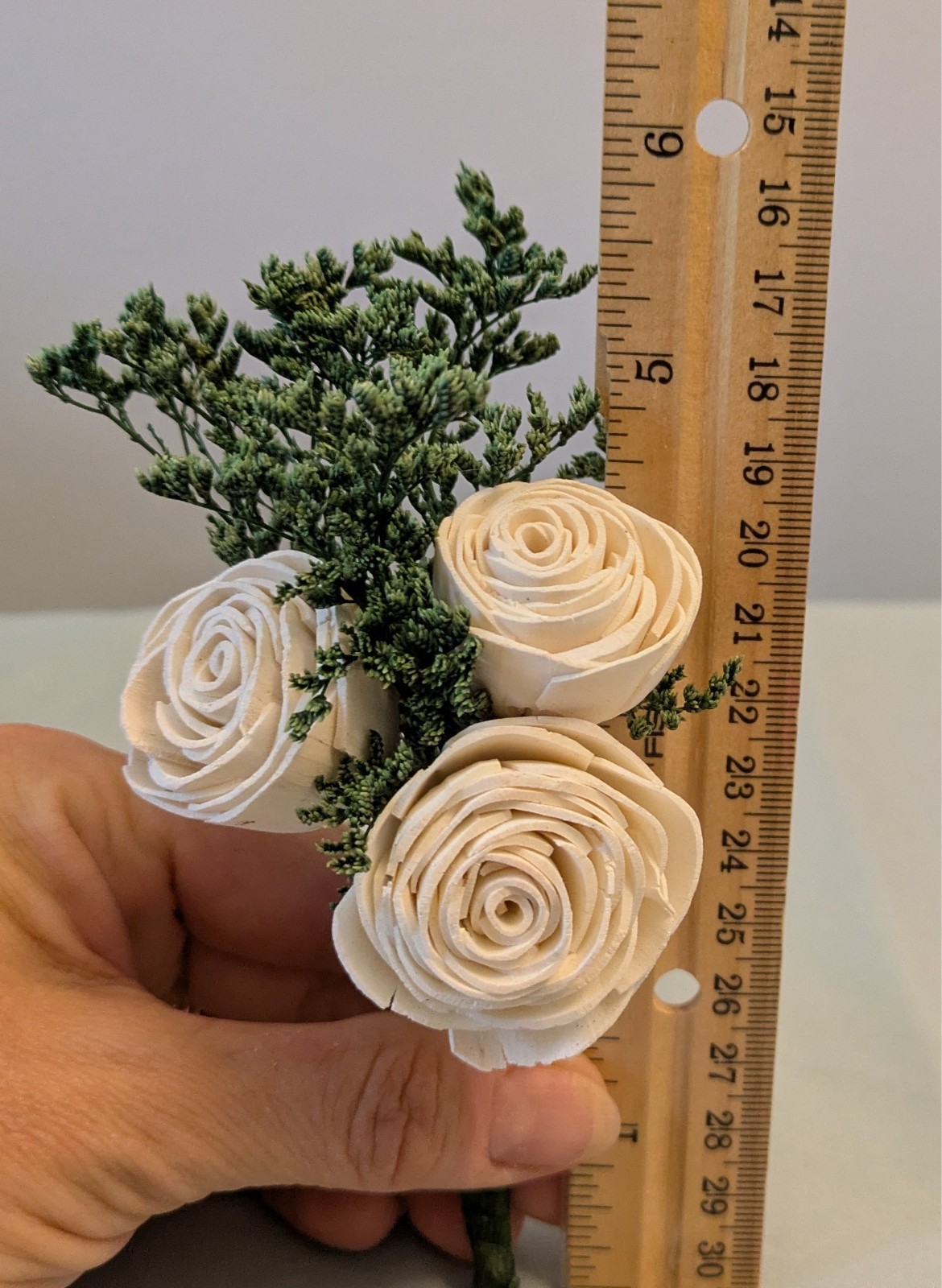 Sola wood flowers mini bouquet with white roses- hand made