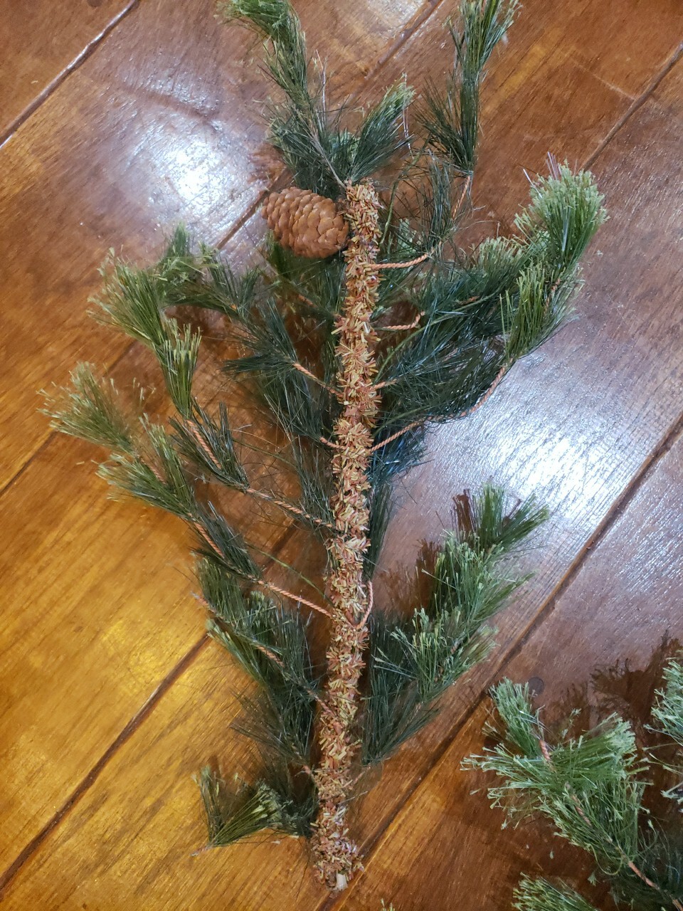 3 Realistic Green Pine Pinecone Wreath Christmas Filler Decor Branches 19″ PLUS