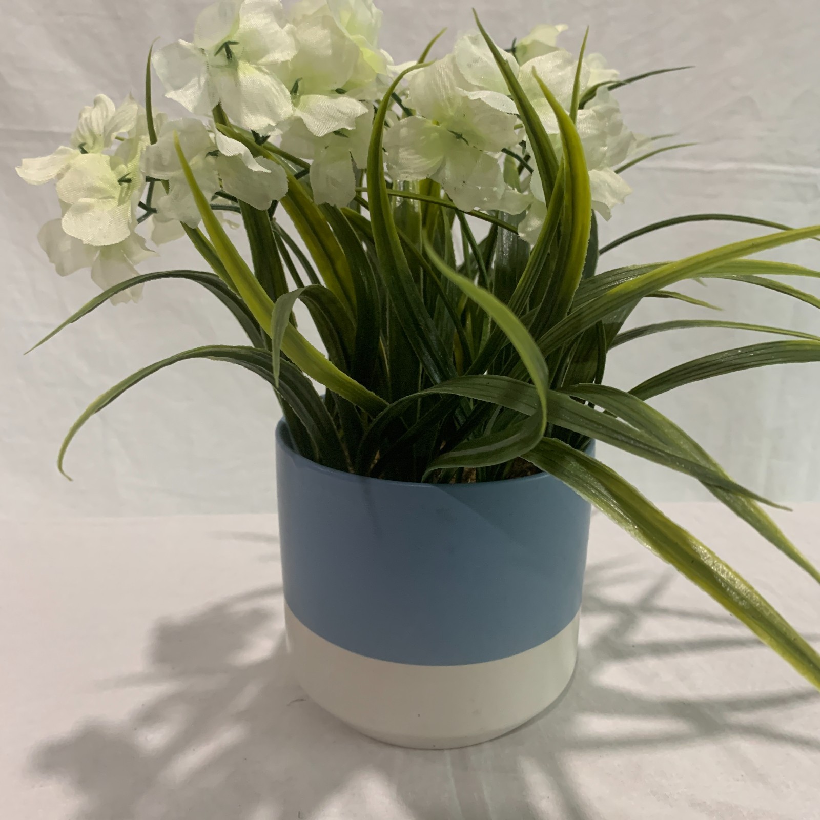 Artificial White Flowers Faux Plant 10″ Blue White Two Tone Ceramic Pot Centerpi