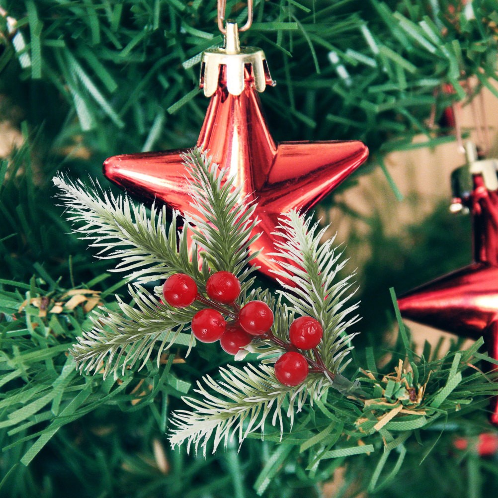10Pcs Reusable Artificial Christmas Berry Stems Assorted Color Decor Branches