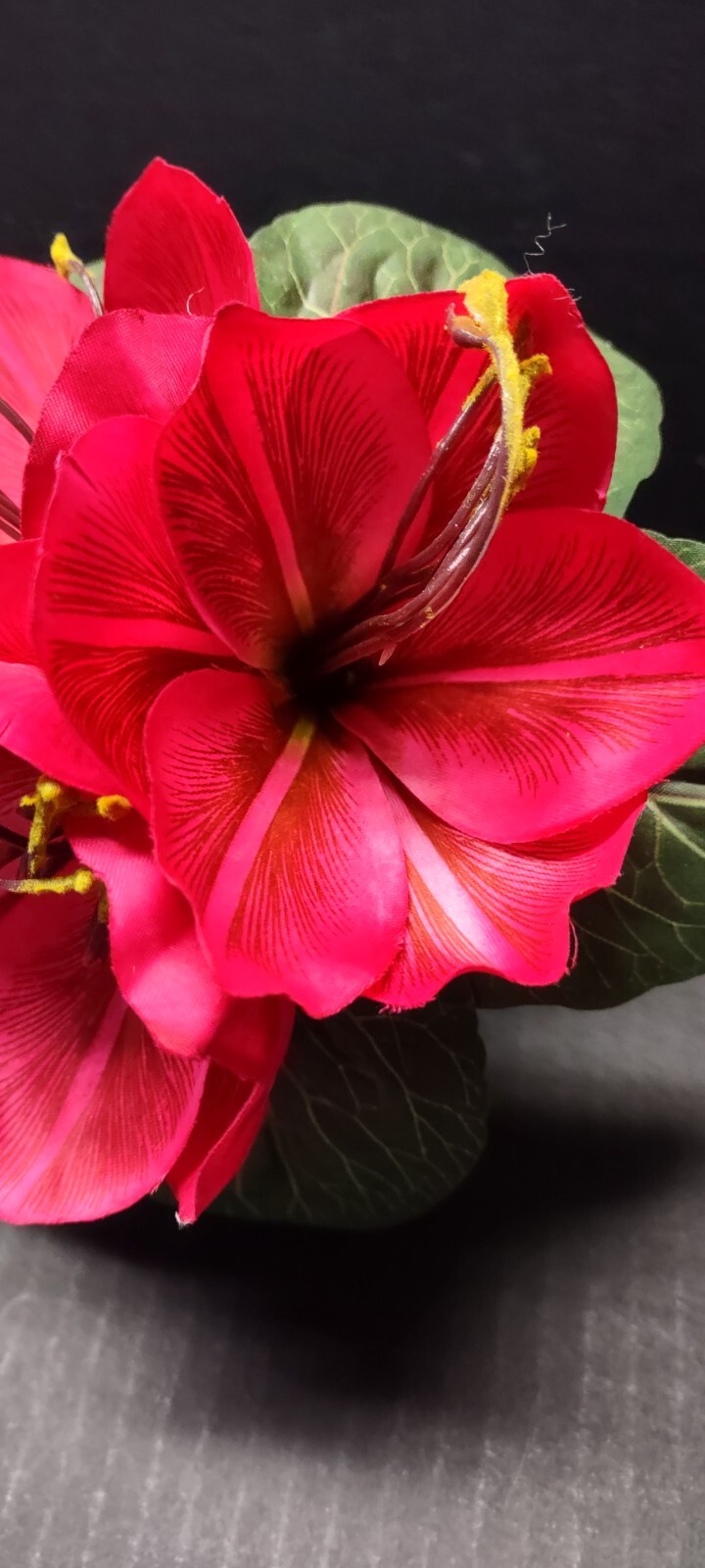 Artificial amaryllis flower table favor decoration