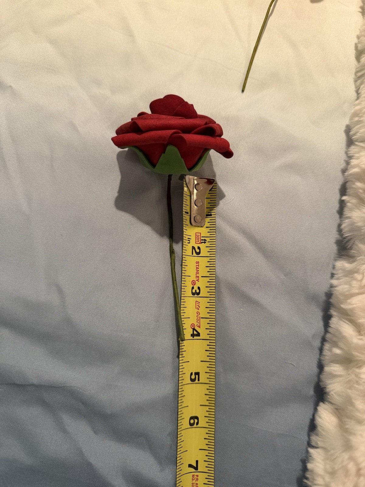 AmyHomie Artificial Real Looking Dark Red Roses For DYI/Wedding Used One Time