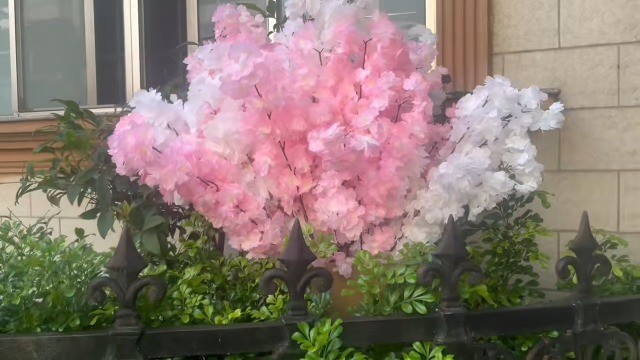 50PCS Silk Cherry Blossom Branches – Realistic Fake Flowers for Weddings, Home D
