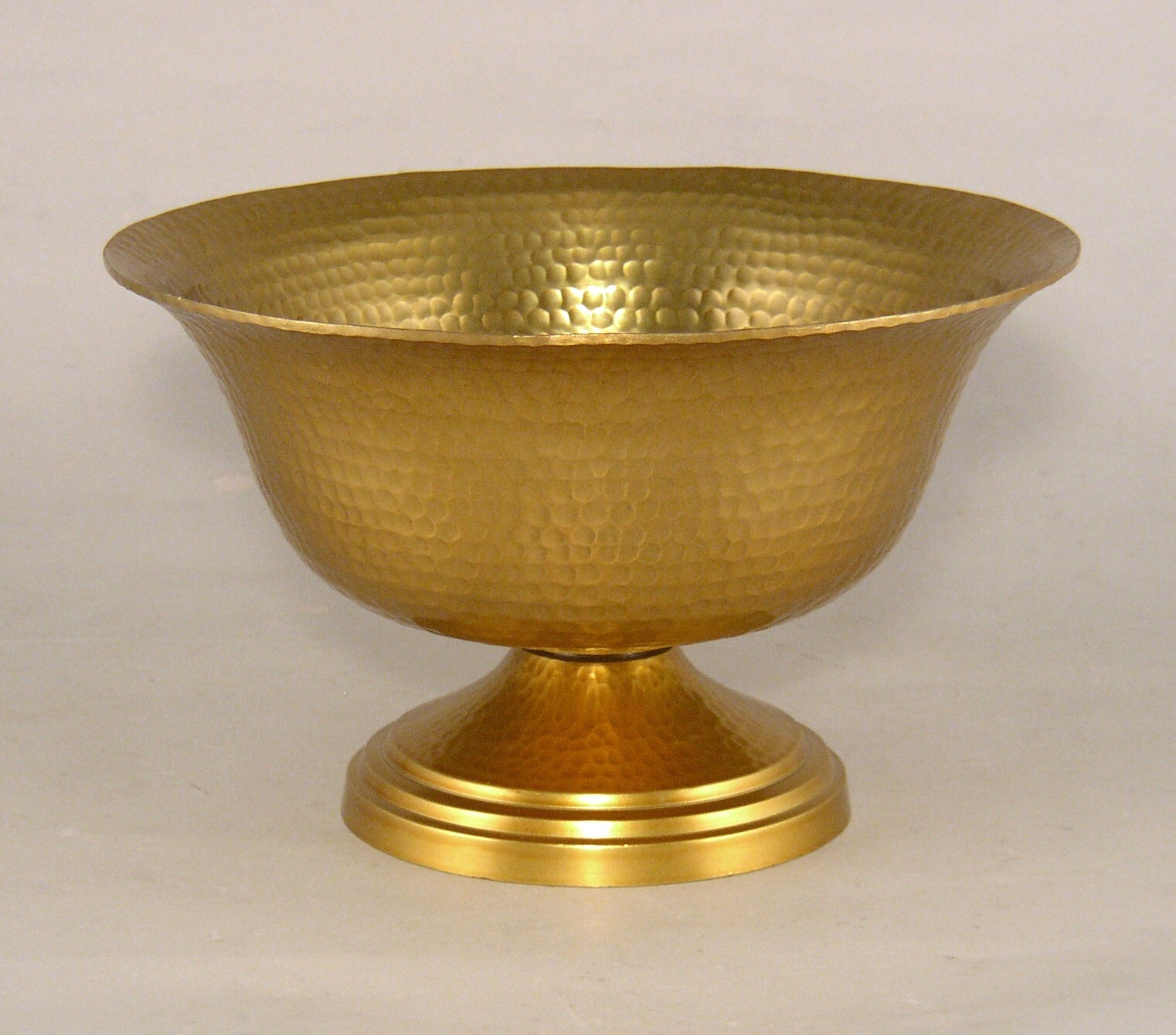 Compote Bowl Vase Gold Finish Hammered Low 8″Dia 4.5″High Set/2 FREE SHIPPING