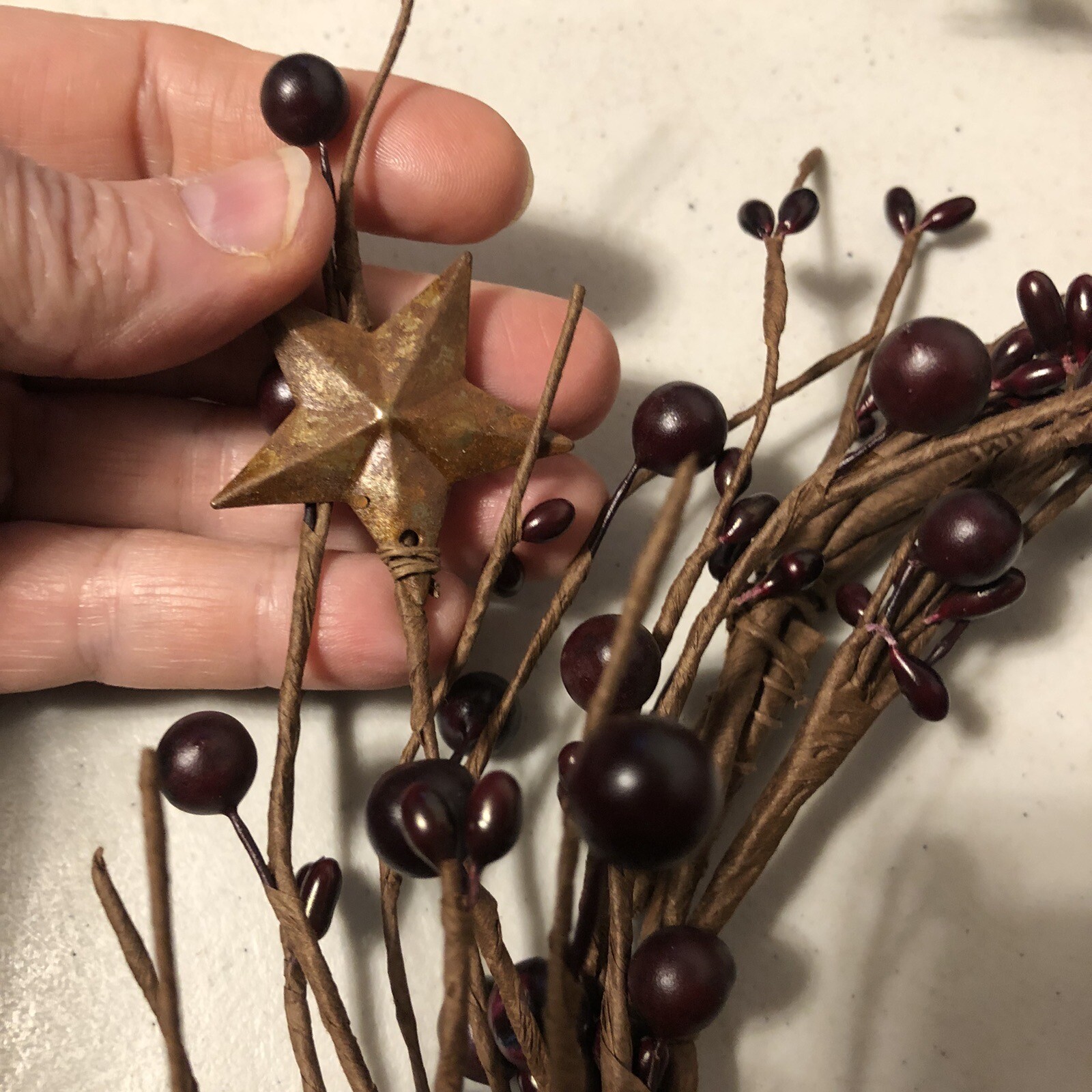 5 Pip Berry And Star Vine Candle rings 6.5” opening Dark Wine