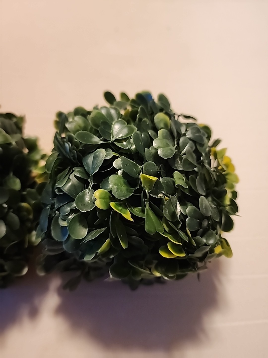 Hotop 2 Pcs Artificial Plant Topiary Balls Indoor/Outdoor 5″ Decor (M5)