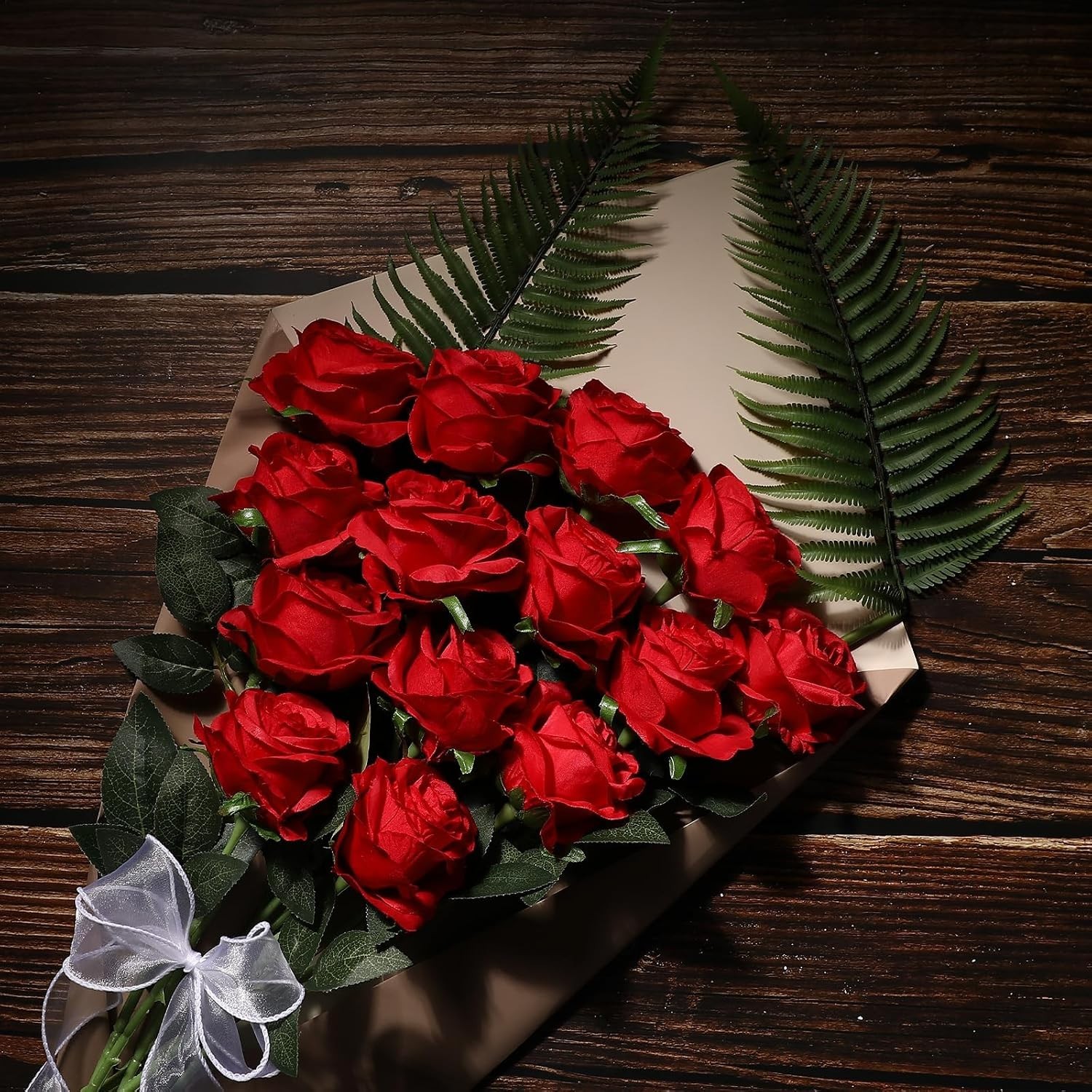 Realistic Red Roses 12PCS Silk Flowers with Bendable Stems for Home Decoration