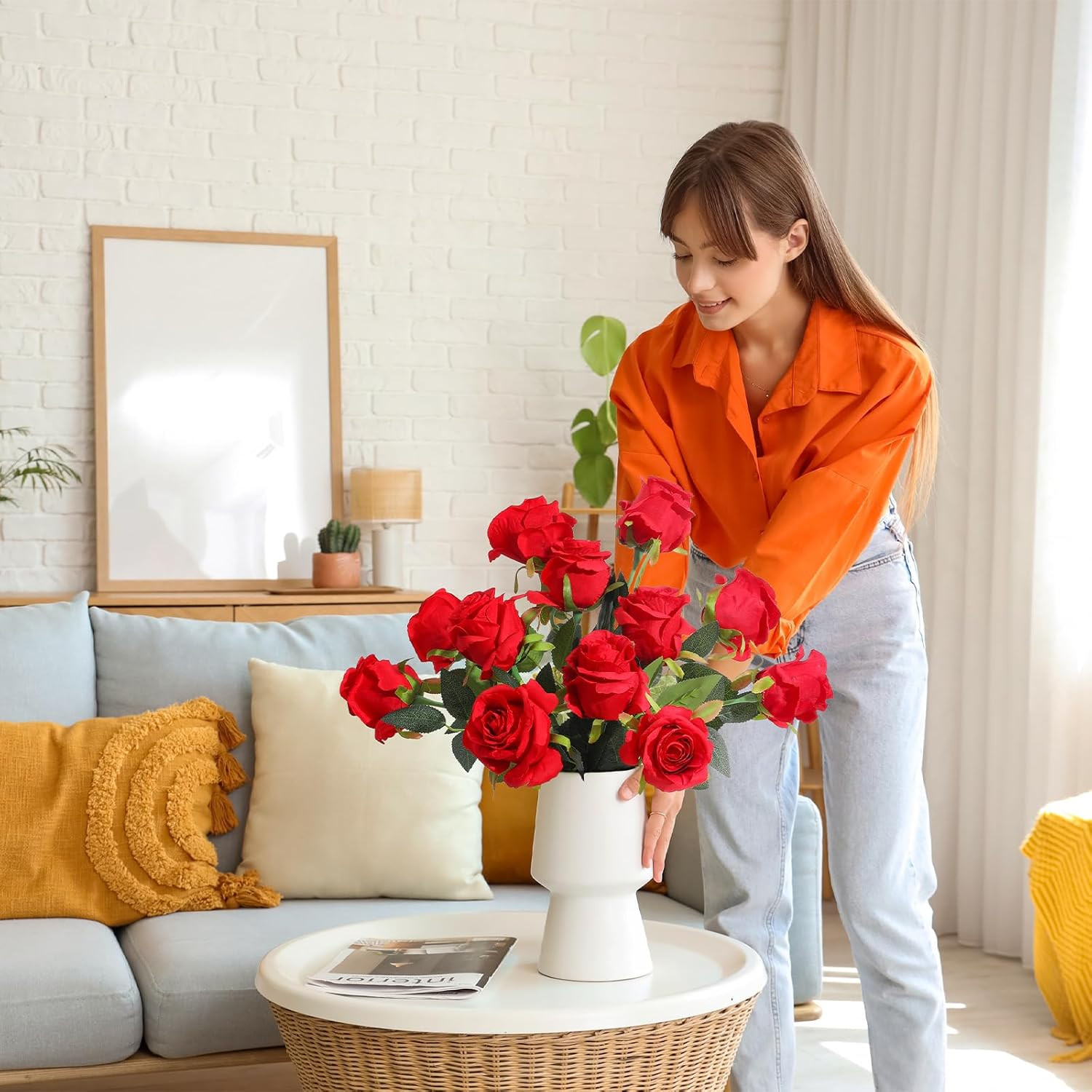 12Pcs Realistic Fake Red Roses Faux Flowers with Long Stems, Artificial Silk …