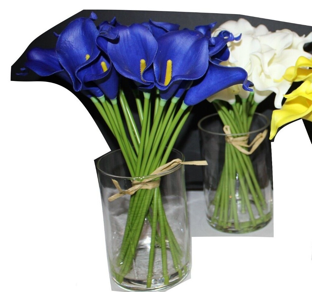 Valentines Anniversary 12″ Calla Lilies, 20 Flowers Arrangement in Glass Vase