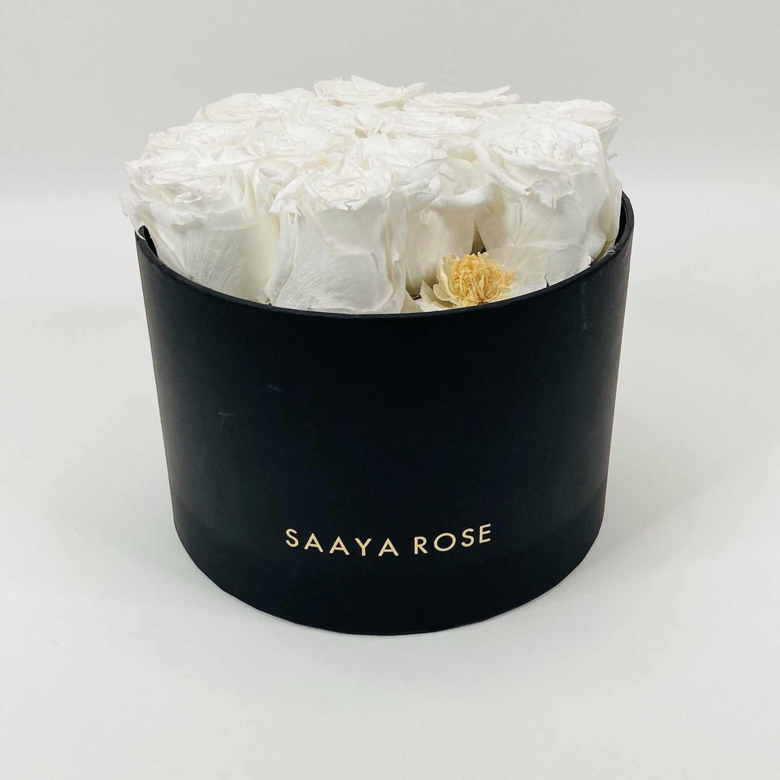 SAAYA ROSE Large Round Rose Box White Dozen Eternity Roses Black Box 12 Pieces