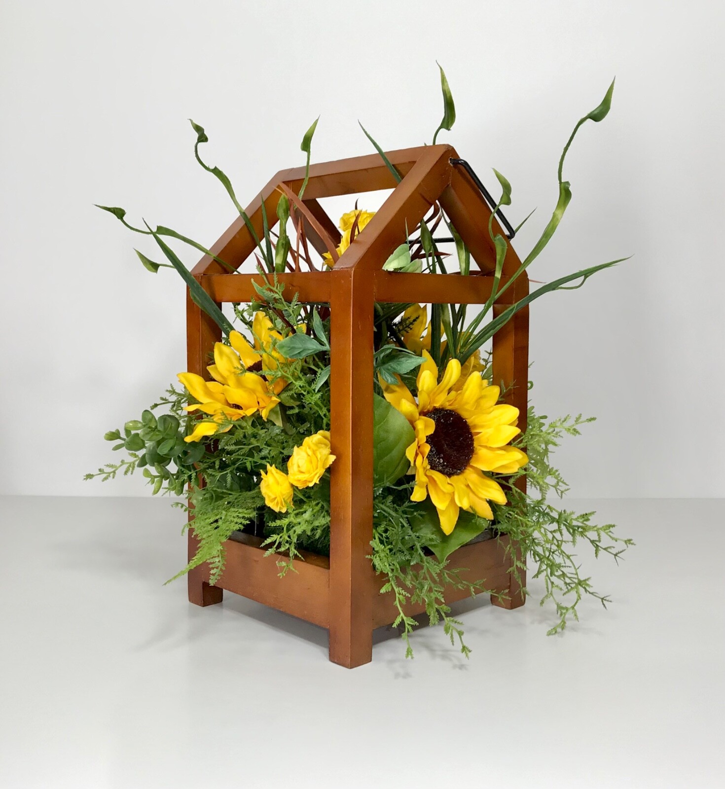 WOODEN FRAME LANTERN DECORATIVE SUNFLOWER FLORAL ARRANGEMENT CENTERPIECE GIFT