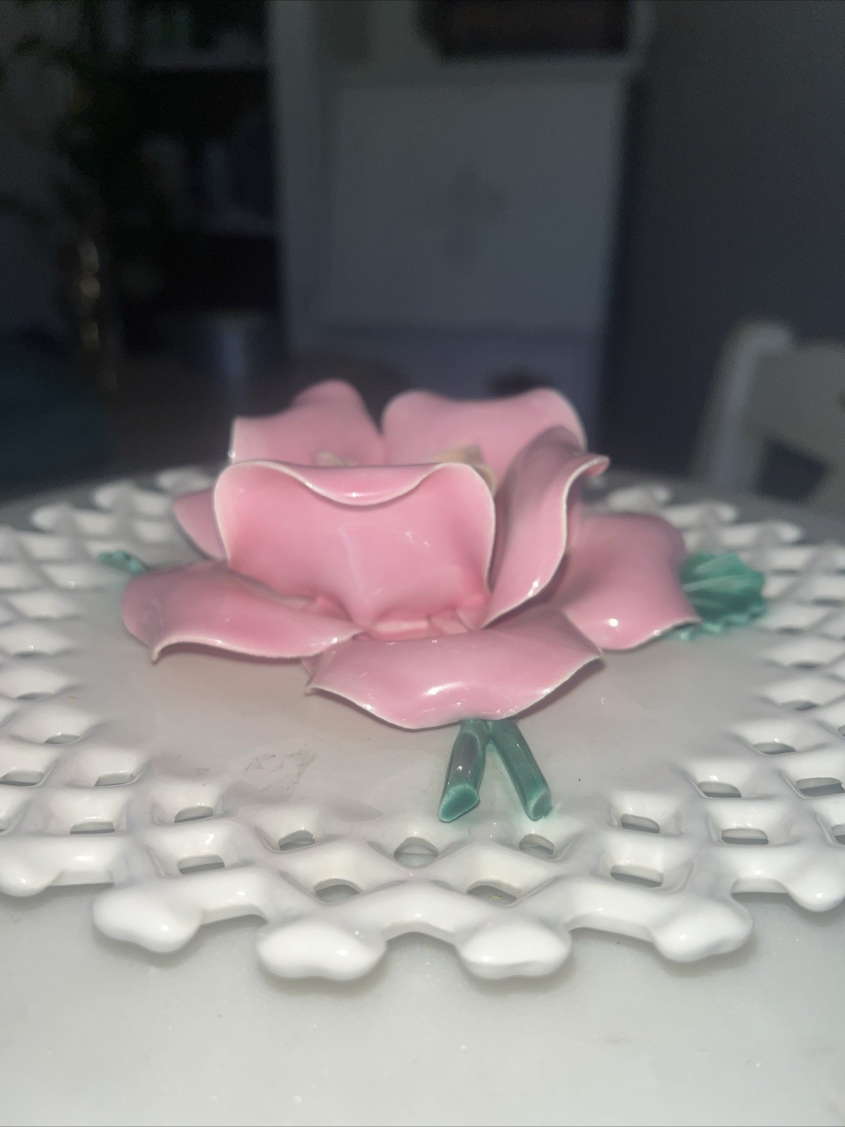 Capodimonte Porcelain Rose on Lattice Plate 8” Wall Decor Made in California USA