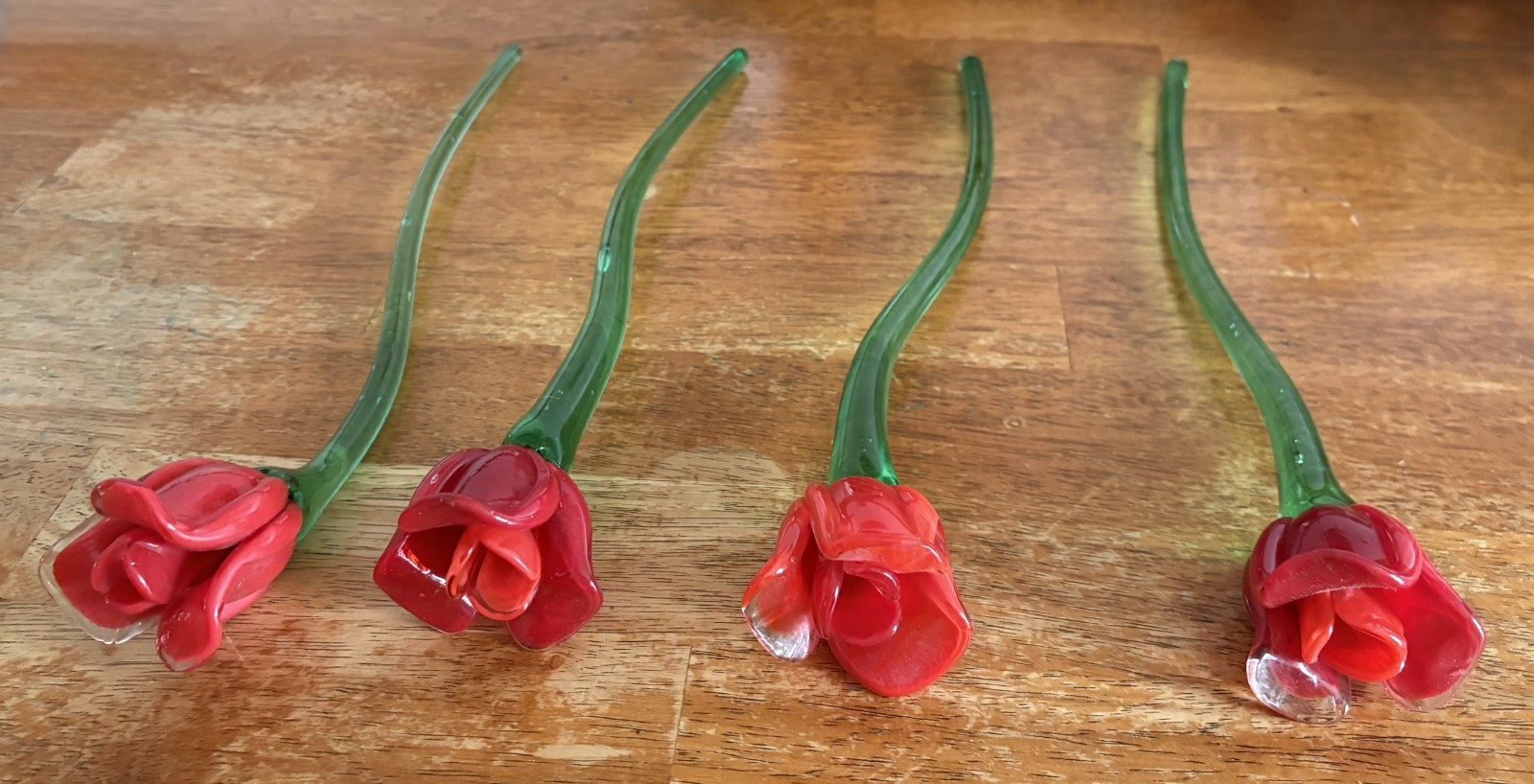 Glass red roses (set of 4) red petals, green stems