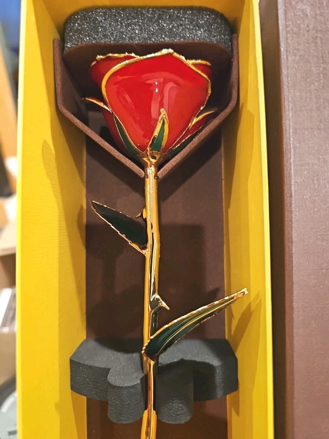 24K Gold Dipped Long Stem Real Rose in Gift Box – Perfect gift for any occasion!