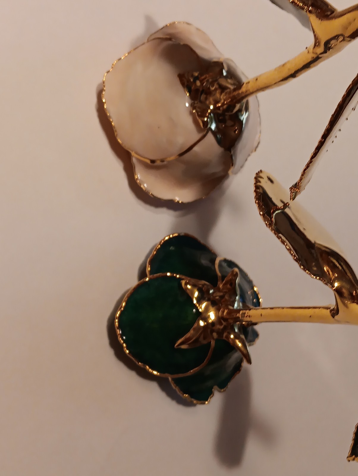 LOT Real Rose Dipped In Gold – Dark Green & White 24K Gold Rose Good Condition