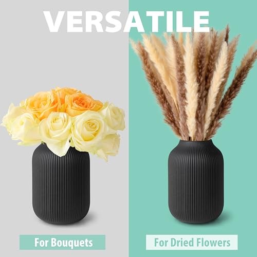Ceramic Vase with Grooves – Waterproof Flower Vase in Matte for Fresh Black