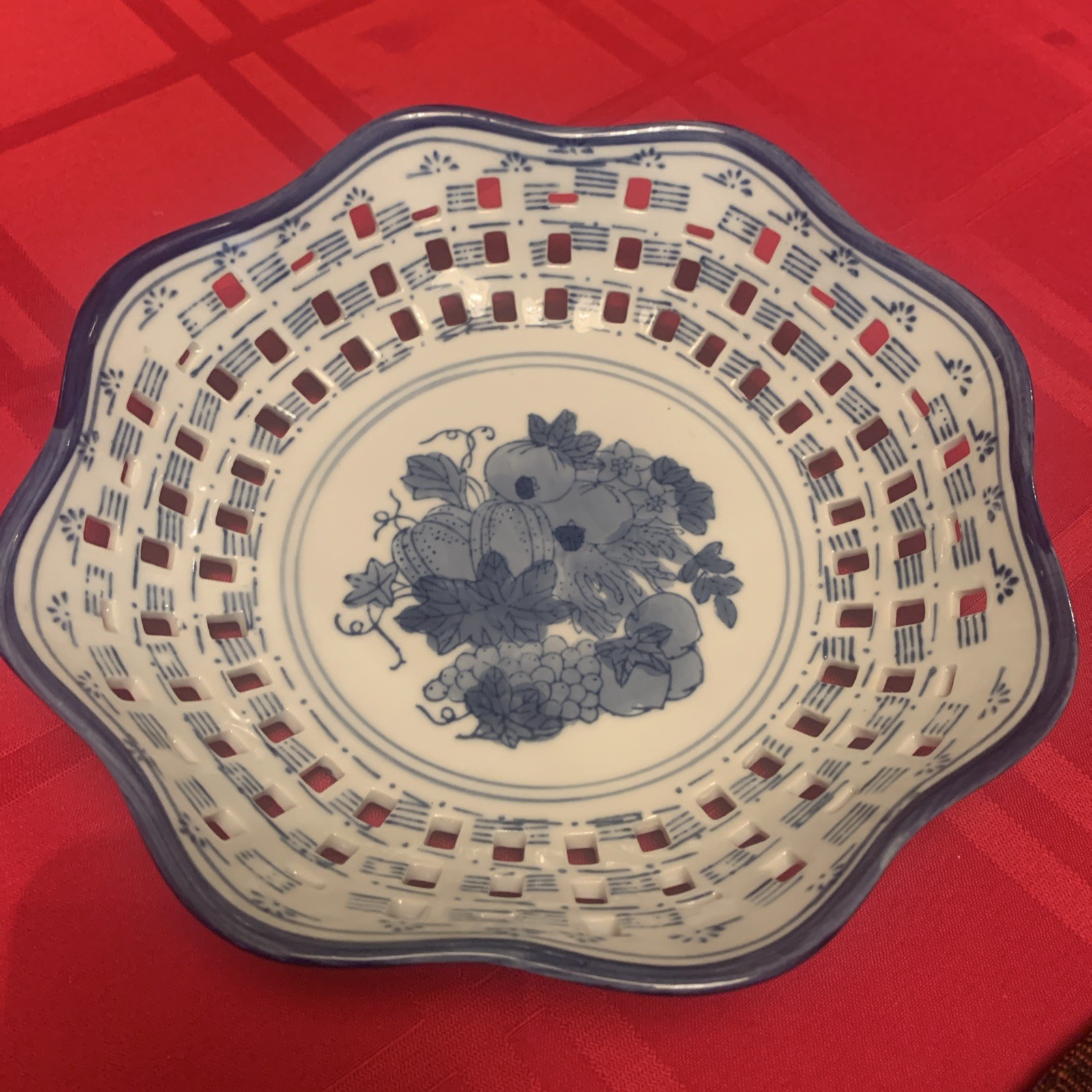 Ceramic Basketweave Fruit And Bread Bowl, Blue and White, Lattice Cut China 7.5″