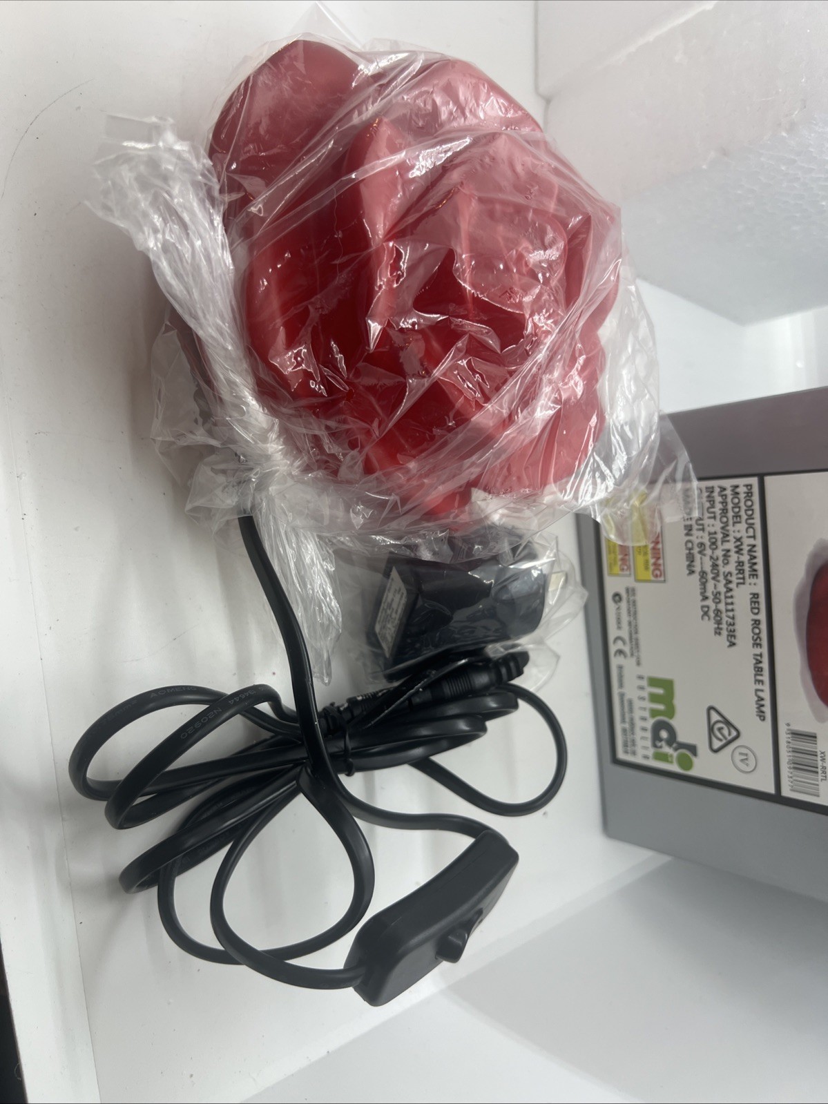 MDI Australia Red Rose Table Lamp Romantic Decor Light Gift Model XW-RRTL