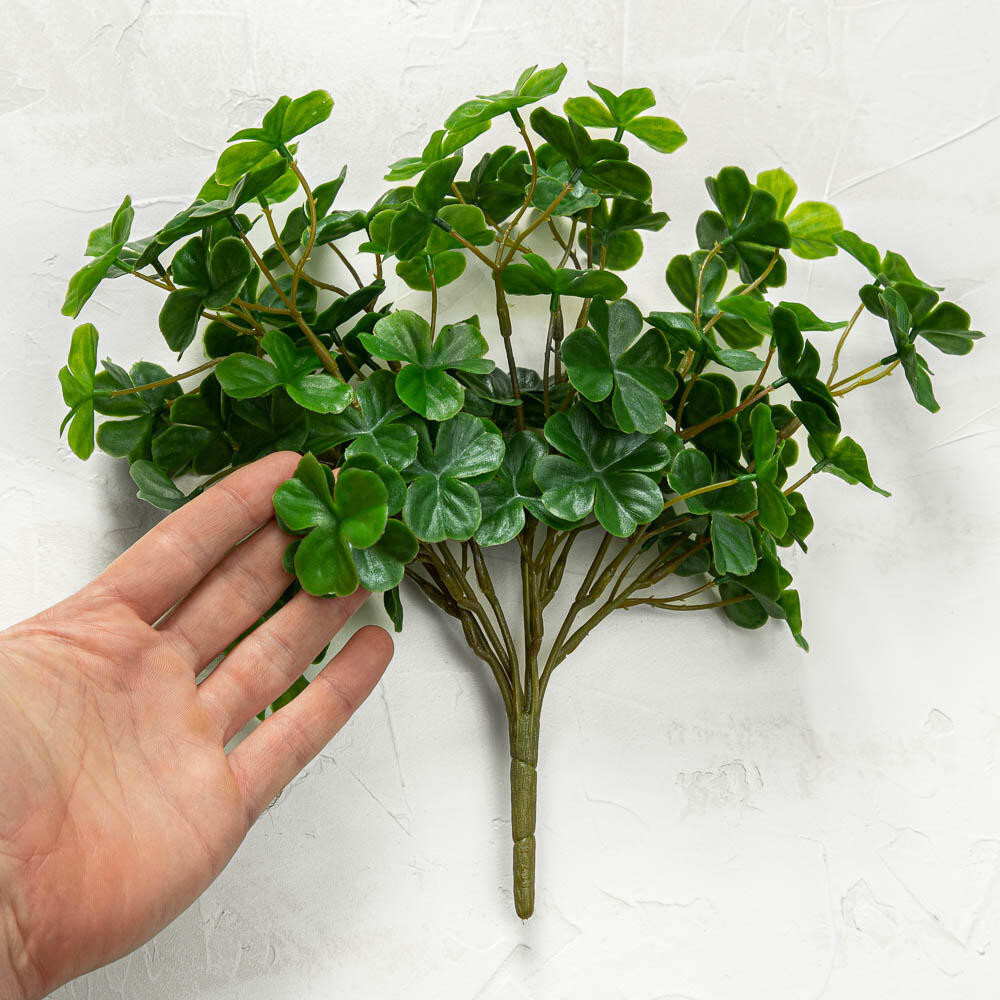 Set of 2 Artificial Weatherproof Artificial Shamrock Flower 11″ Bushes