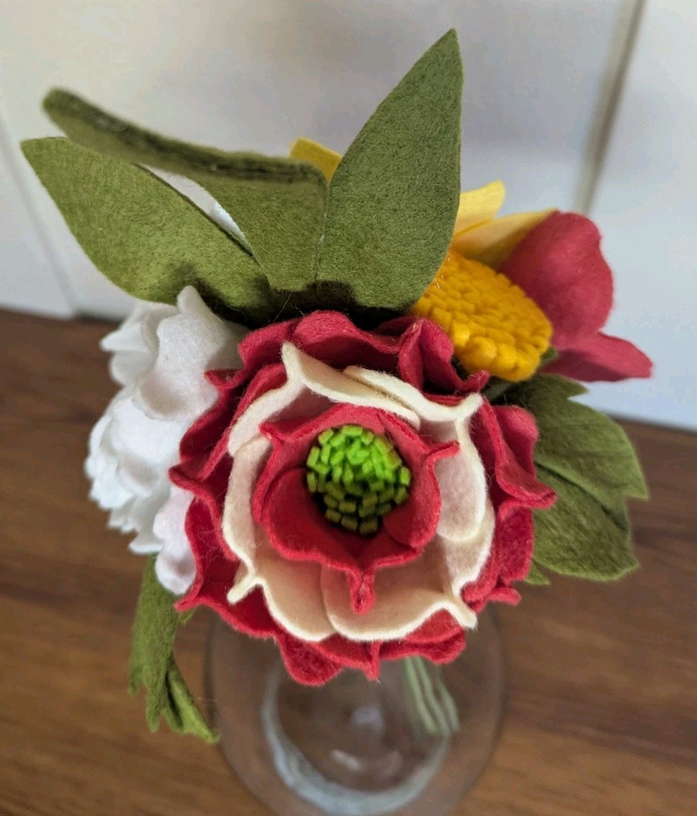 Beautiful Hand Cut Wool Blend Felt Flower Bouquet Gift Wrapped/Great Gift Idea!