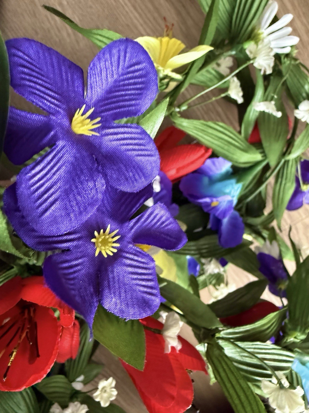 Lot Artificial Fake Faux Flowers Grasses Plastic Vine Bush Leaves New VTG 108in