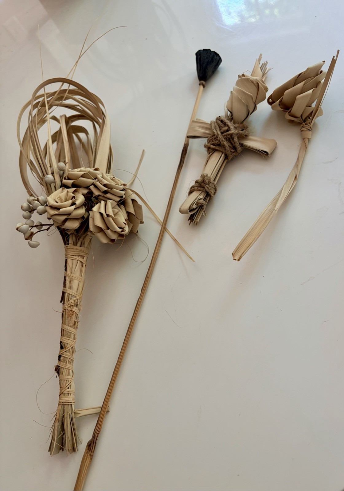 VTG Handmade Dried Palm Flower Bundle Natural Boho Floral Rustic Coastal Decor
