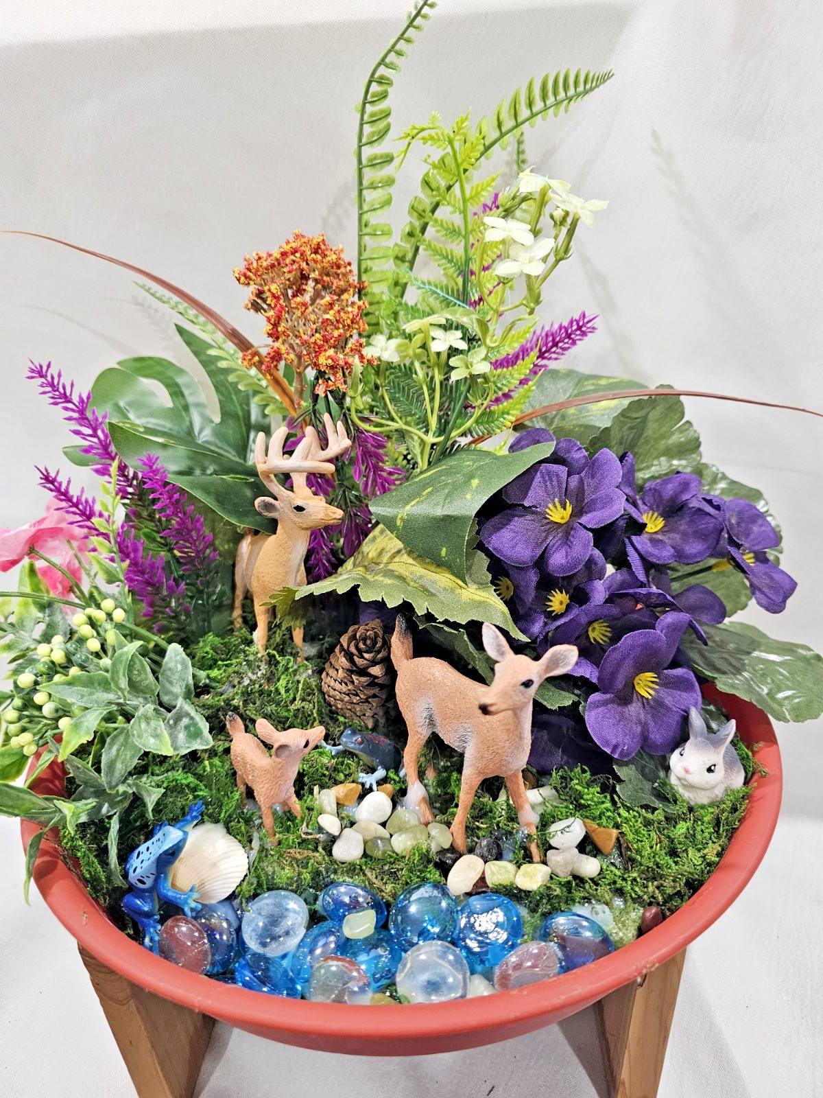 Dish Garden Artificial Flowers Arrangement THE DEER FAMILY Woods lake & more